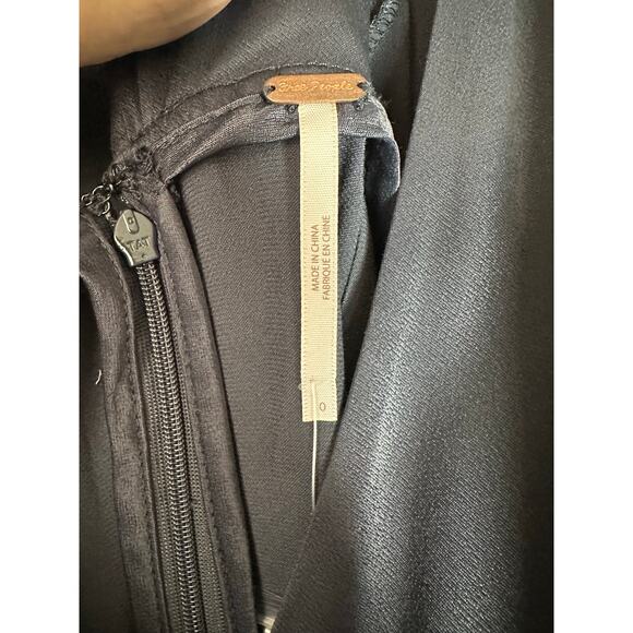 FREE PEOPLE “Not Your Baby” Satin Wide Leg Deep V High Waist Jumpsuit Size 0/XS - Picture 14 of 16